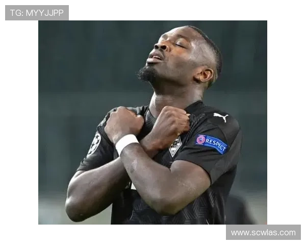 图拉姆分享对两个儿子的期望与成长之路强调脚踏实地的重要性