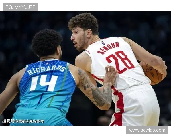 维拉纽瓦称赞申京23岁已是全明星未来潜力无限尚未达到巅峰